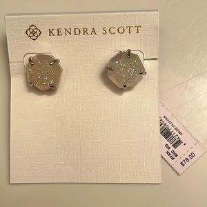 Kendra scott earrings